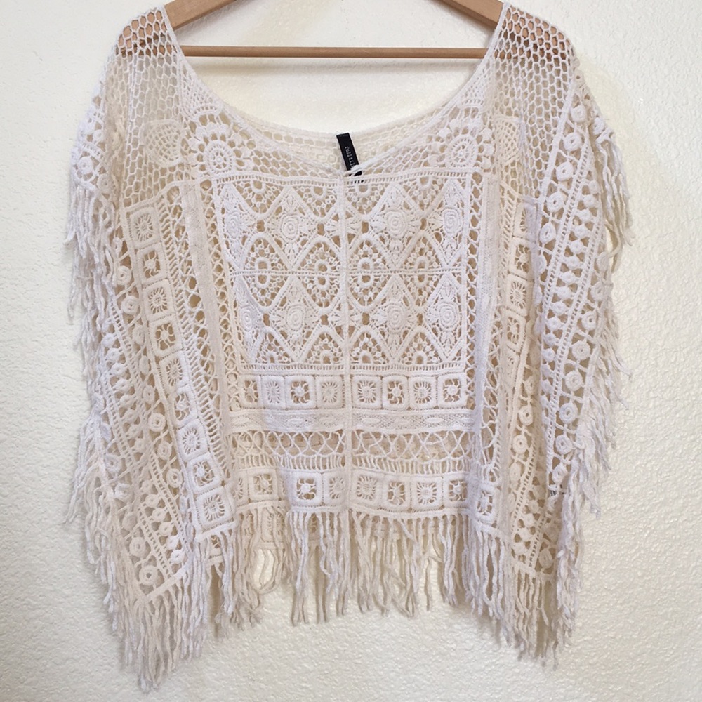 NWOT Cream Beach Coverup